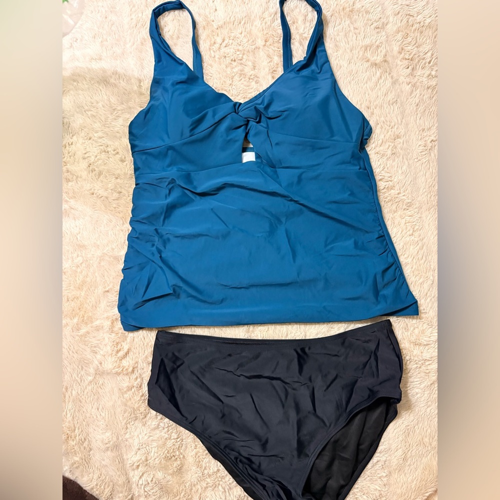 Zaful Blue Twist-Front Tankini Top with Black Bikini Bottoms
